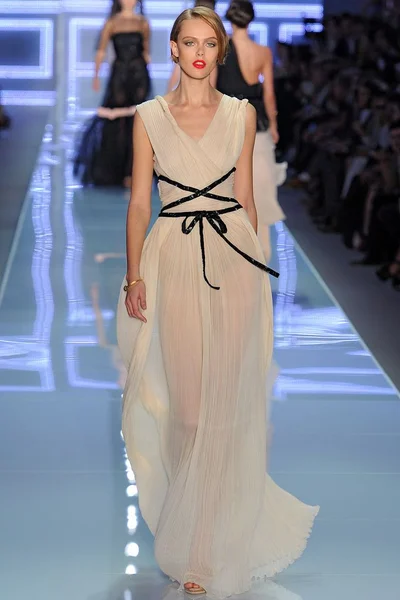 Look 45